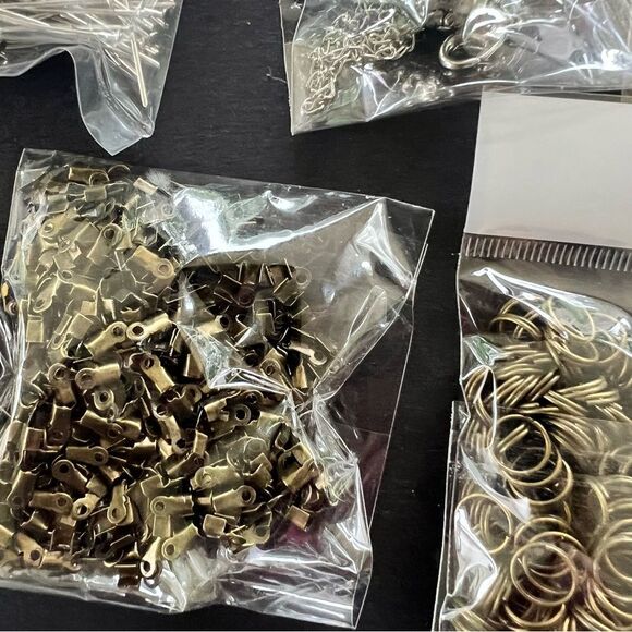 Over 10 Bundles of Jewelry Making Supplies - Picture 7 of 11